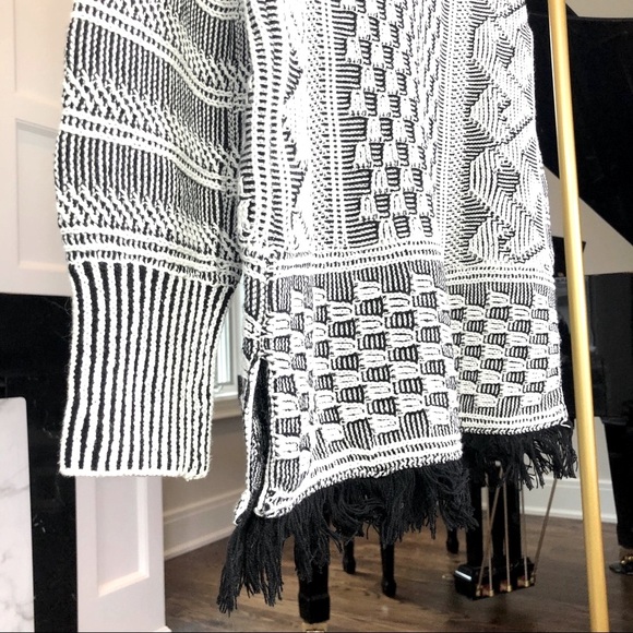 NWT CHAUS New York Topiary Garden Fringe Knit Sweater Size S - Picture 6 of 9